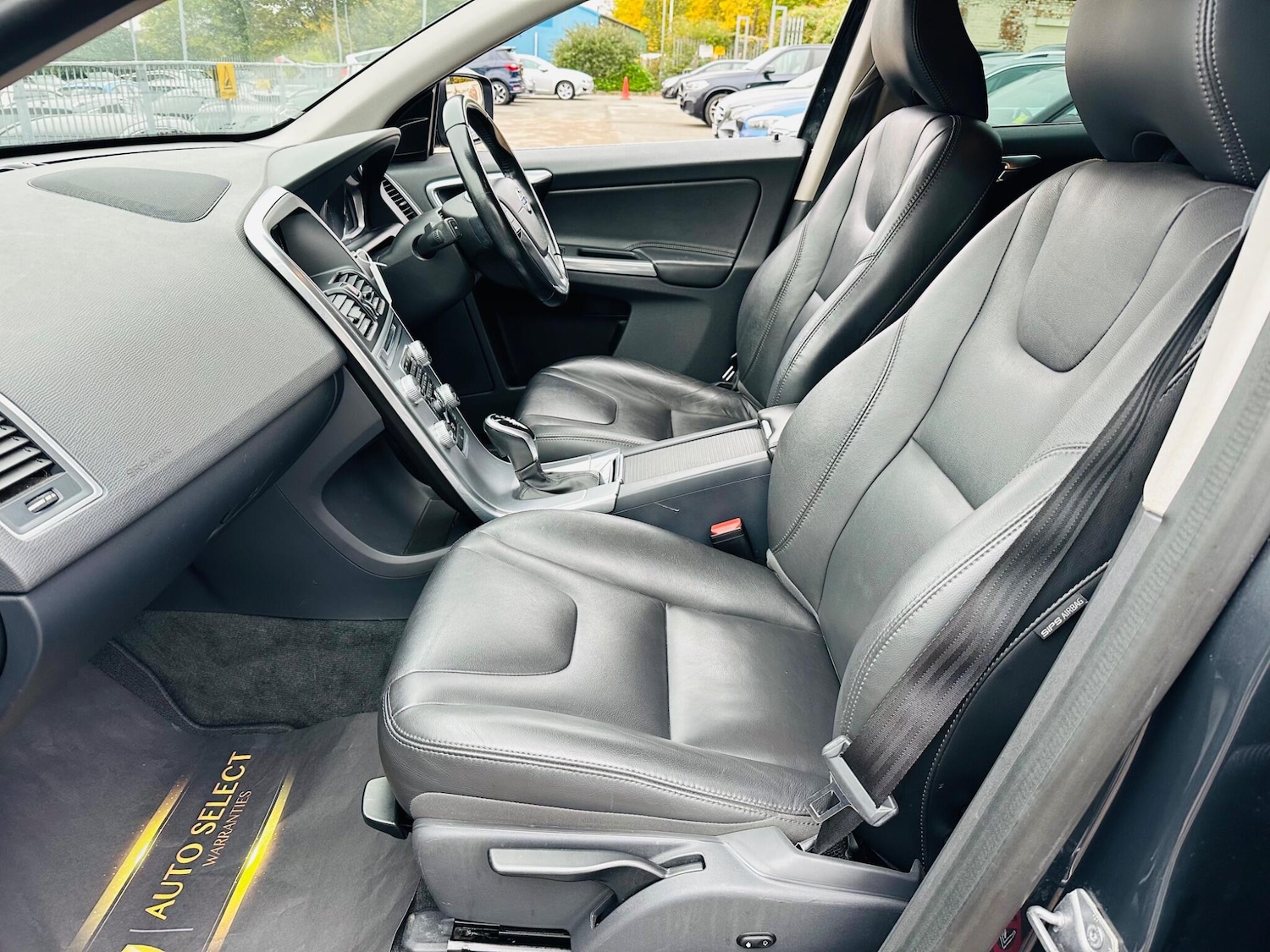 Used Volvo XC60 2016 for sale - 77144531: Photo 14