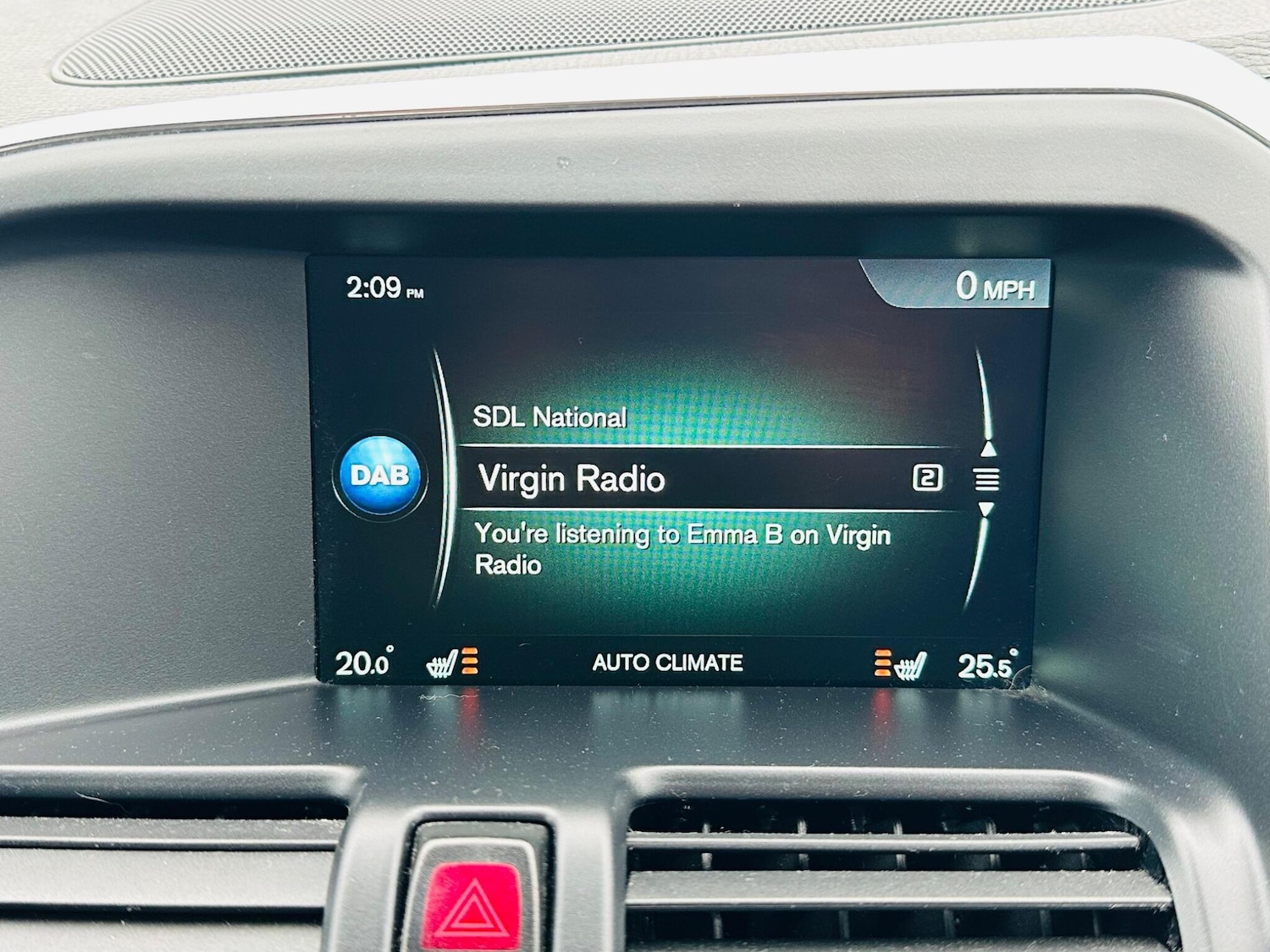 Used Volvo XC60 2016 for sale - 77144531: Photo 20