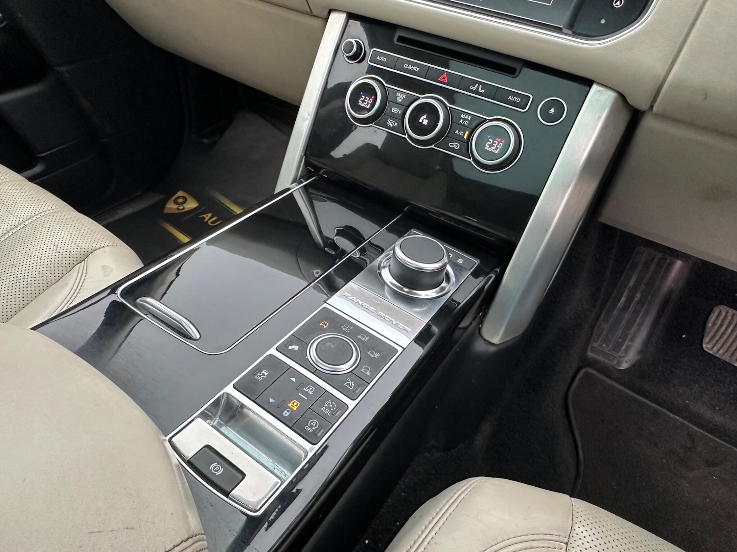 Used Land Rover Range Rover 2015 for sale - 77074141: Photo 16