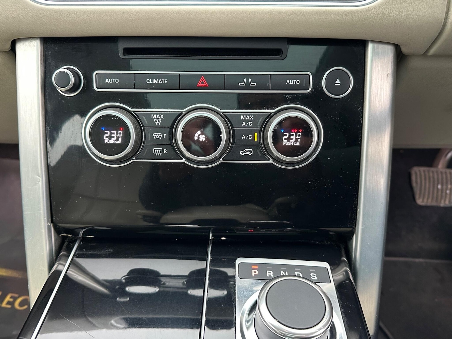 Used Land Rover Range Rover 2015 for sale - 77074141: Photo 17