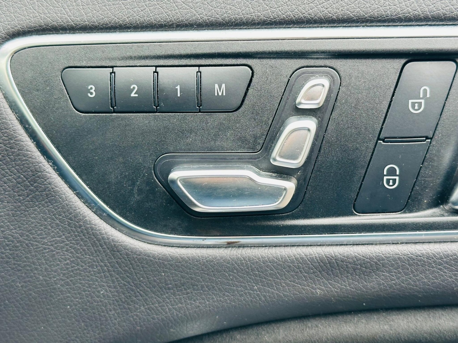 Used Mercedes-Benz GLA 2018 for sale - 77387043: Photo 29