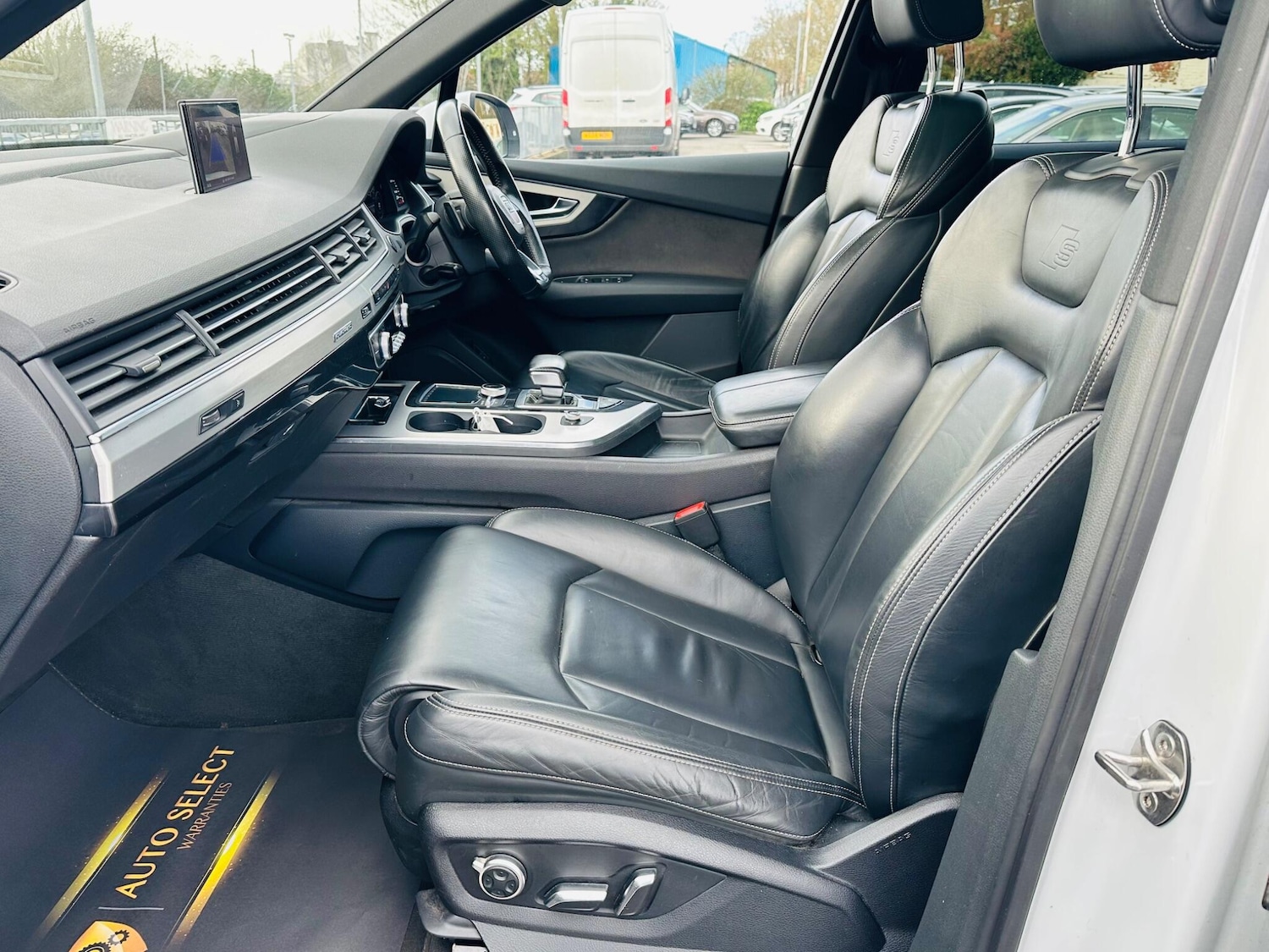 Used Audi Q7 2016 for sale - 77882882: Photo 10