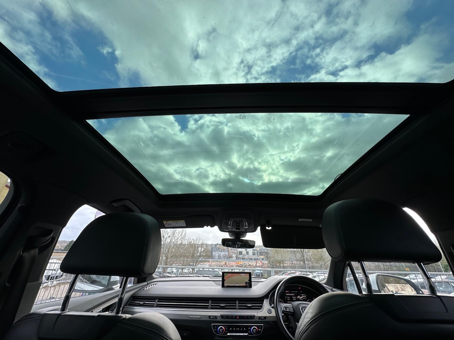 Used Audi Q7 2016 for sale - 77882882: Photo 12