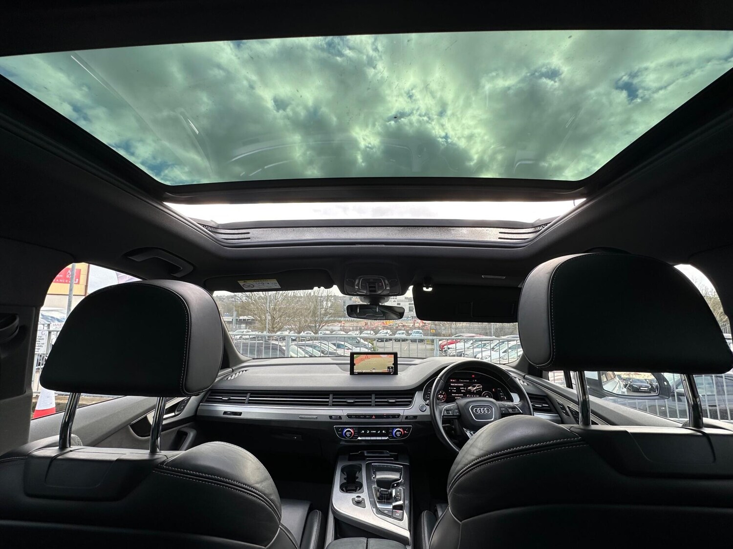 Used Audi Q7 2016 for sale - 77882882: Photo 14