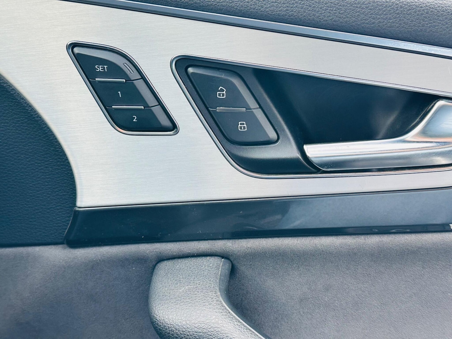 Used Audi Q7 2016 for sale - 77882882: Photo 28