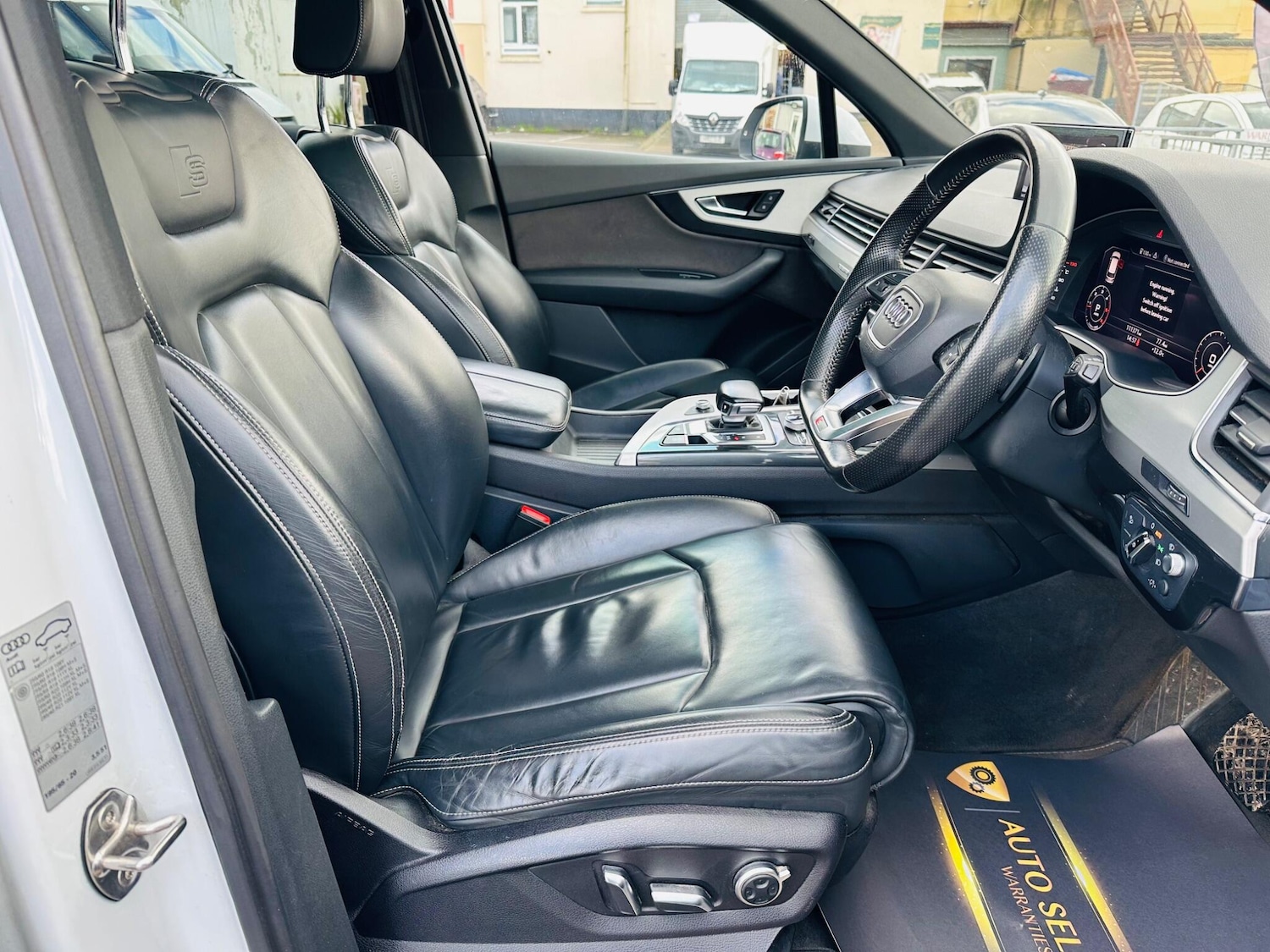 Used Audi Q7 2016 for sale - 77882882: Photo 8