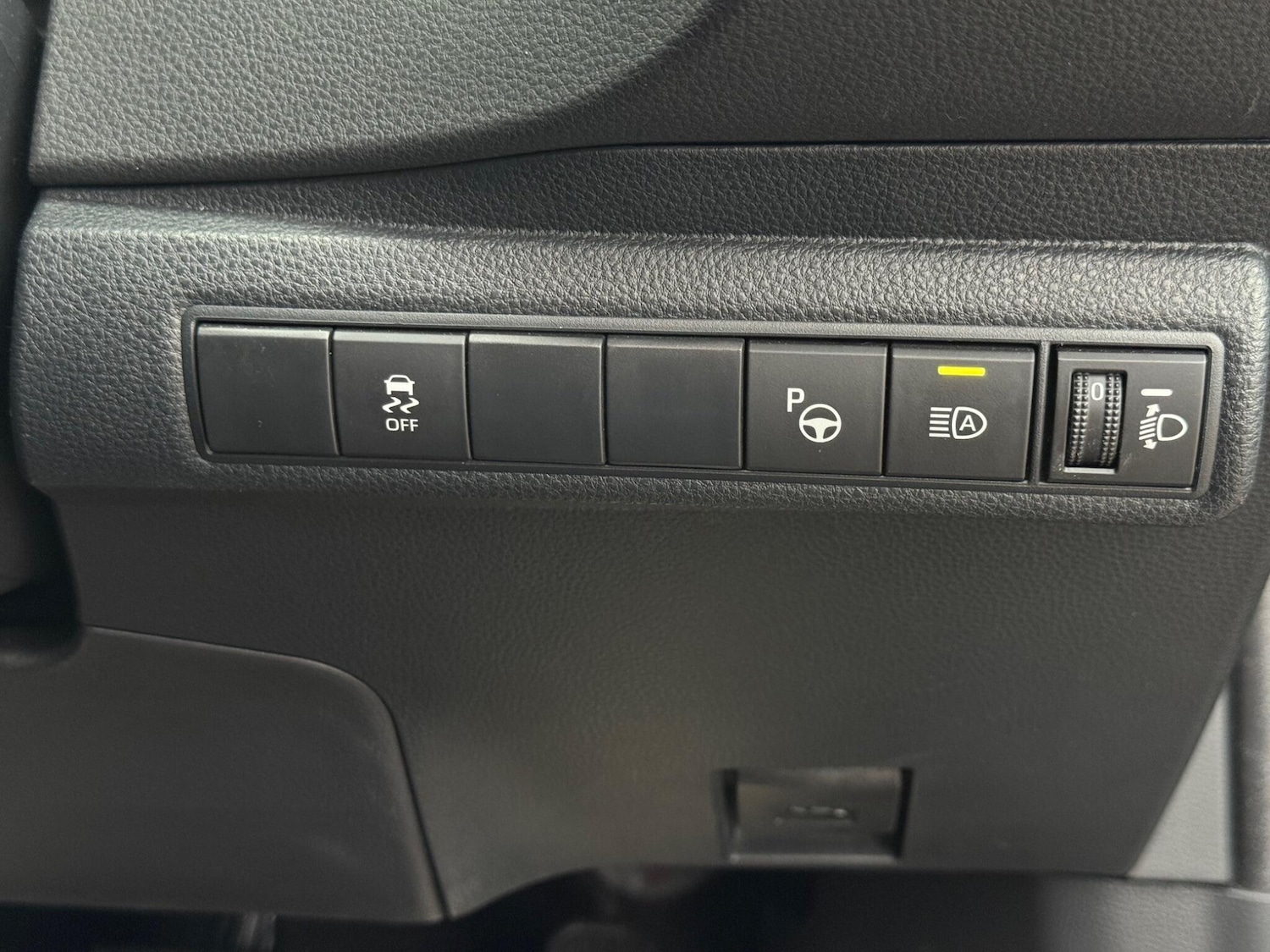 Used Toyota Corolla 2020 for sale - 76370917: Photo 21