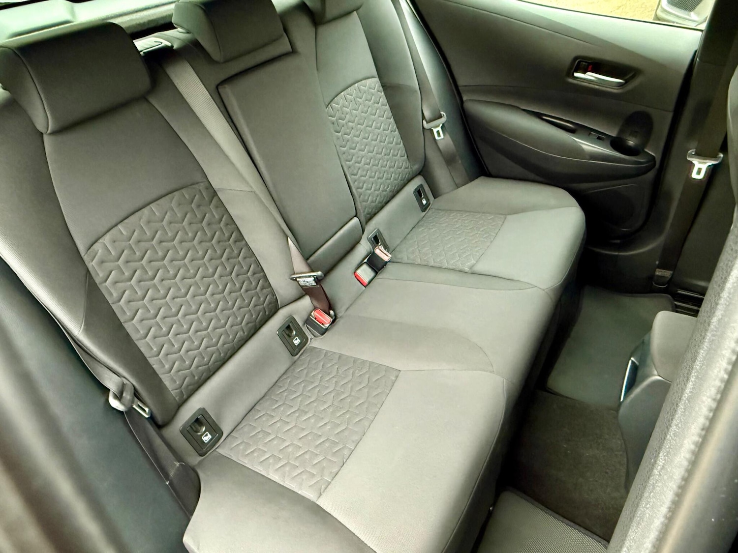 Used Toyota Corolla 2020 for sale - 76370917: Photo 26