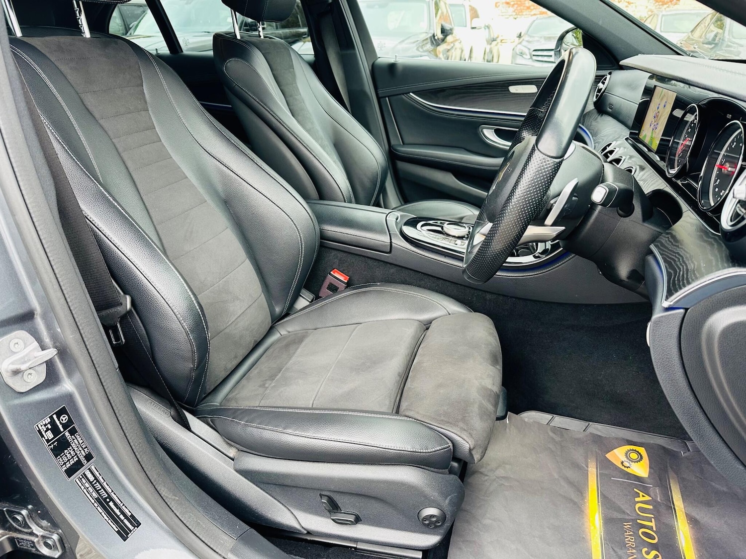 Used Mercedes-Benz E Class 2017 for sale - 76388725: Photo 15