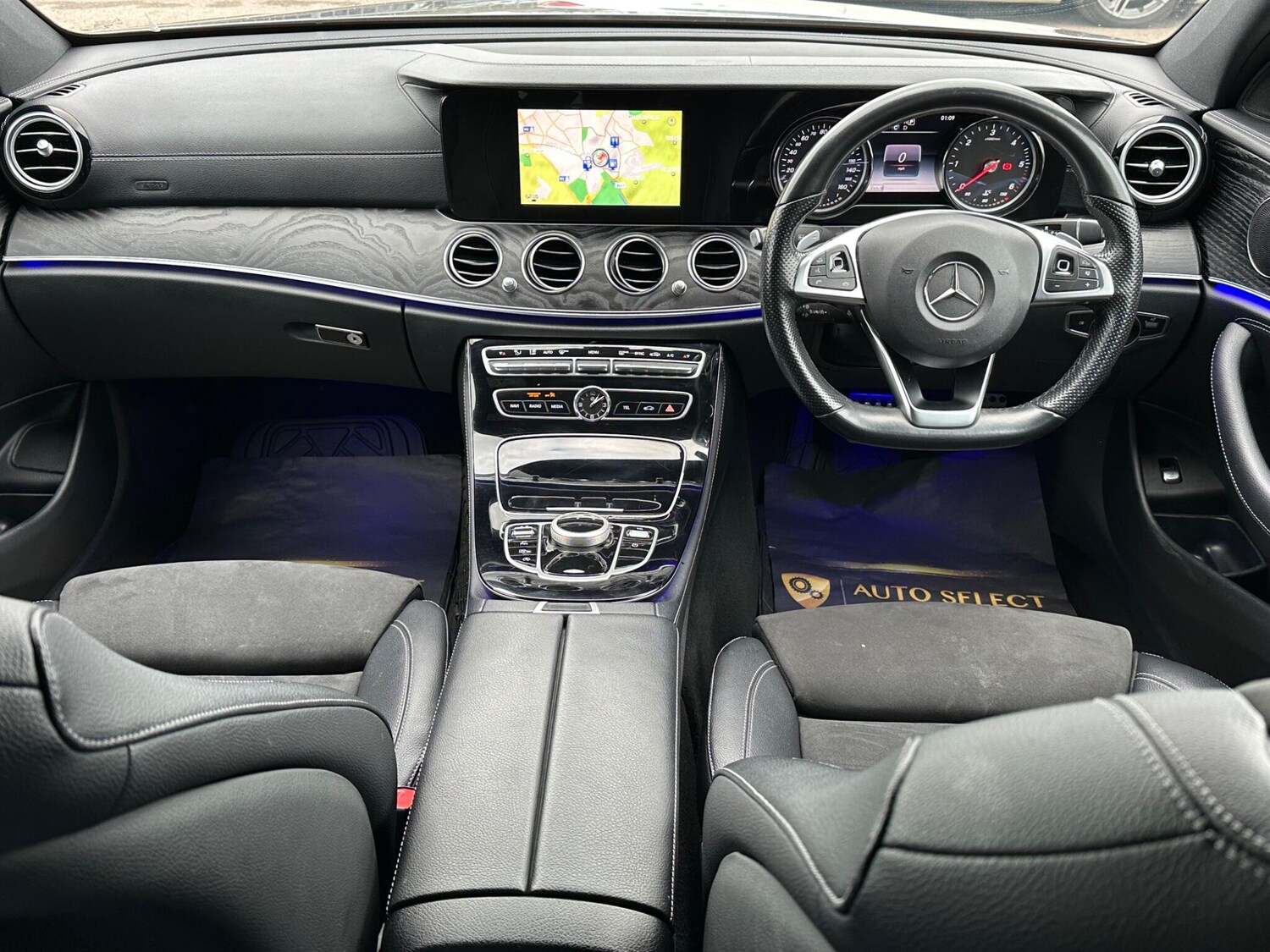 Used Mercedes-Benz E Class 2017 for sale - 76388725: Photo 17