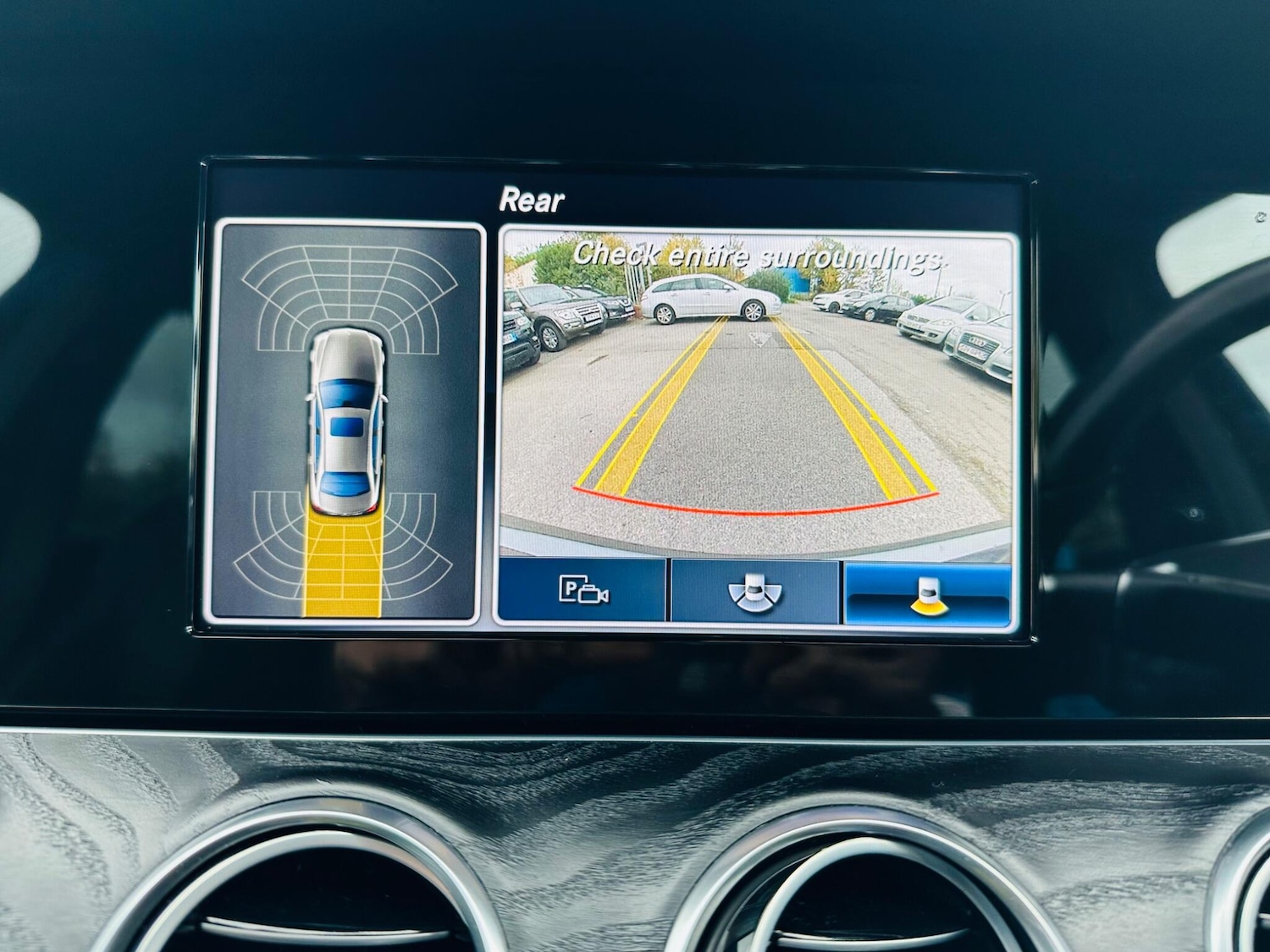 Used Mercedes-Benz E Class 2017 for sale - 76388725: Photo 25