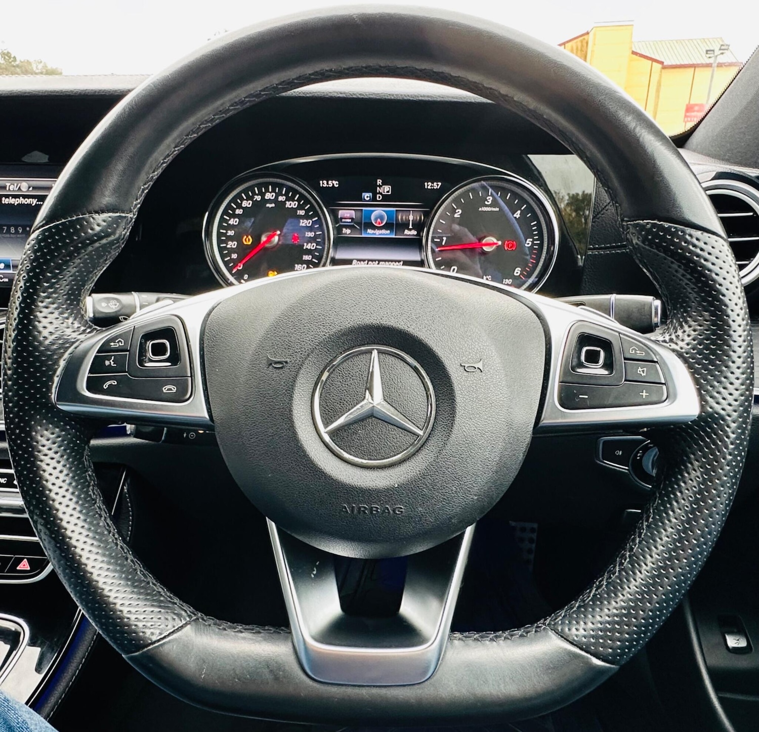 Used Mercedes-Benz E Class 2017 for sale - 76388725: Photo 30