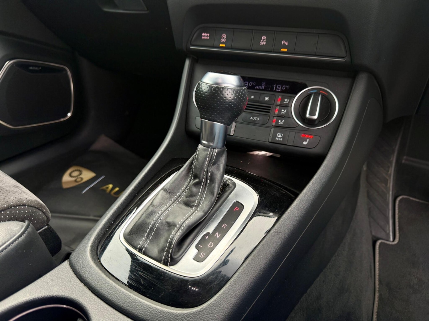 Used Audi Q3 2018 for sale - 76689676: Photo 24