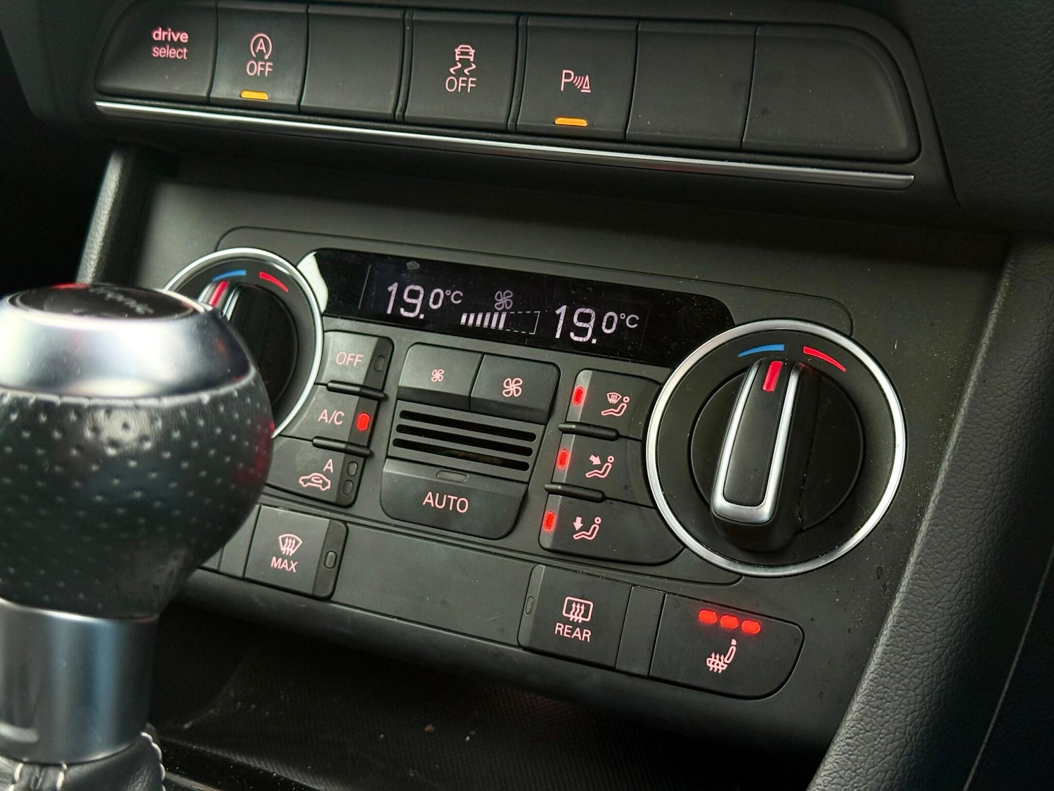 Used Audi Q3 2018 for sale - 76689676: Photo 26