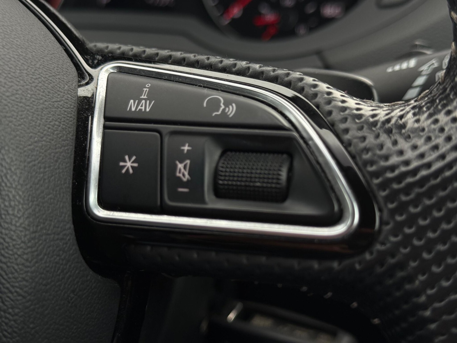 Used Audi Q3 2018 for sale - 76689676: Photo 29