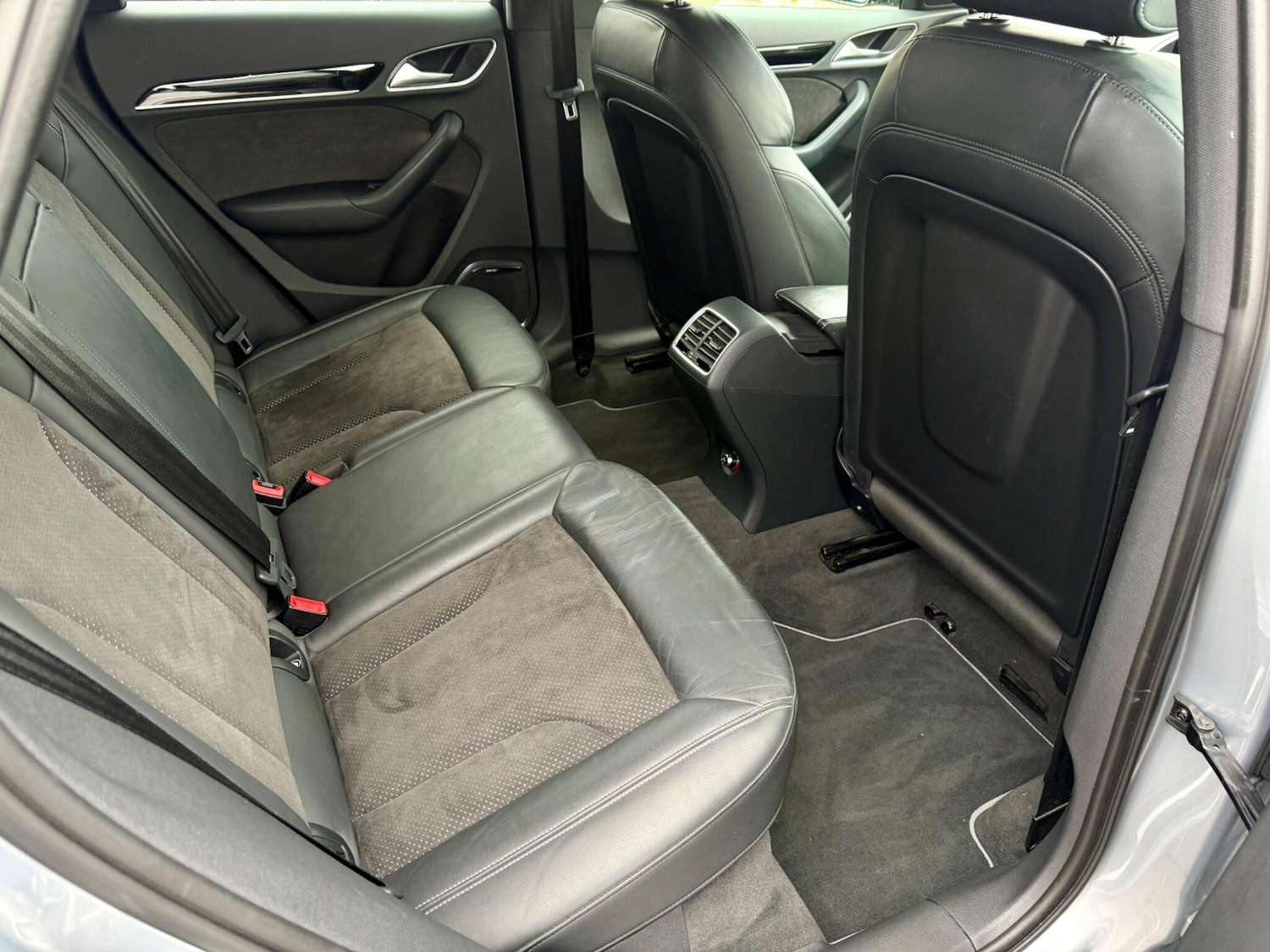 Used Audi Q3 2018 for sale - 76689676: Photo 34