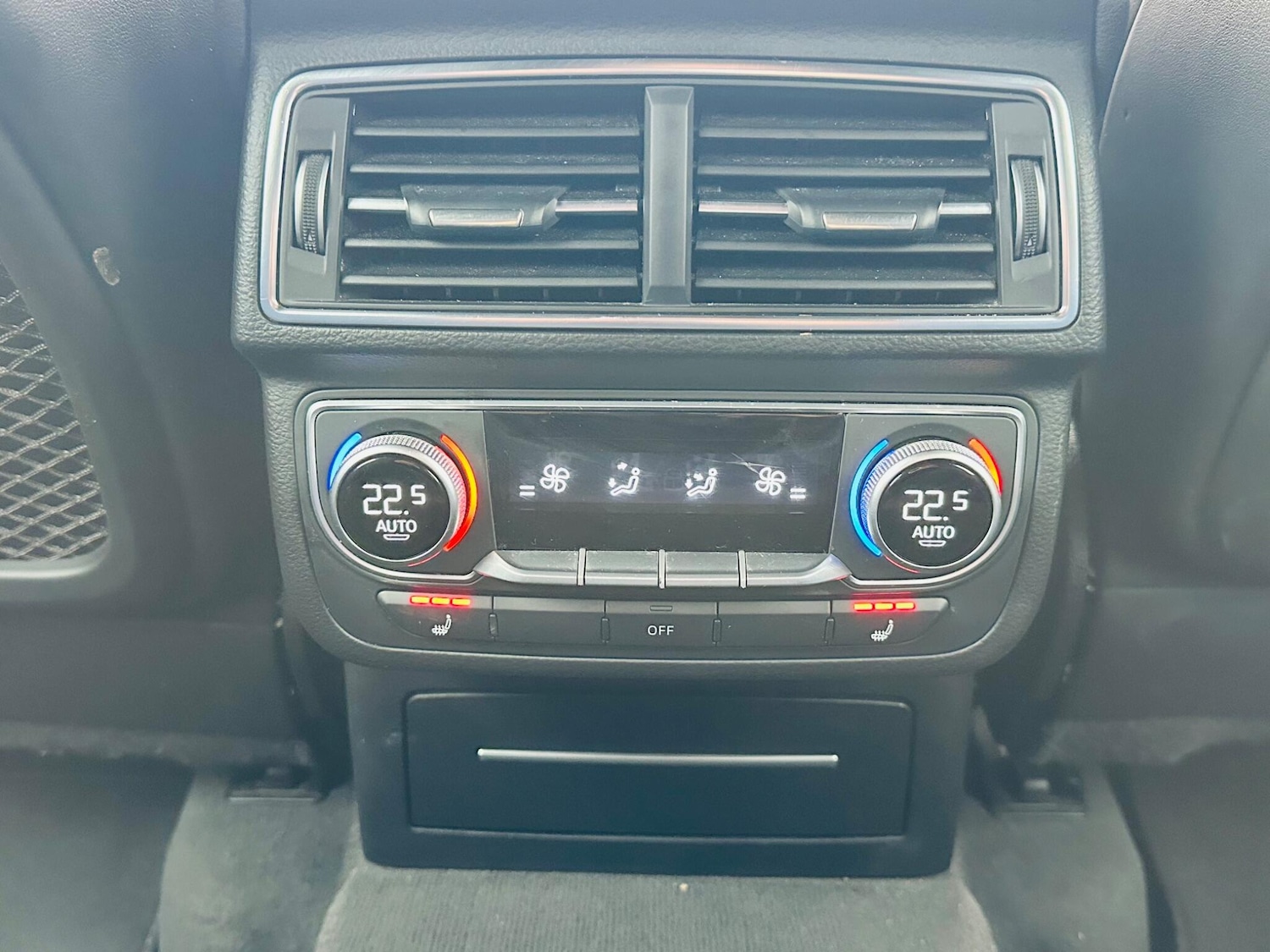 Used Audi Q7 2016 for sale - 78062889: Photo 35