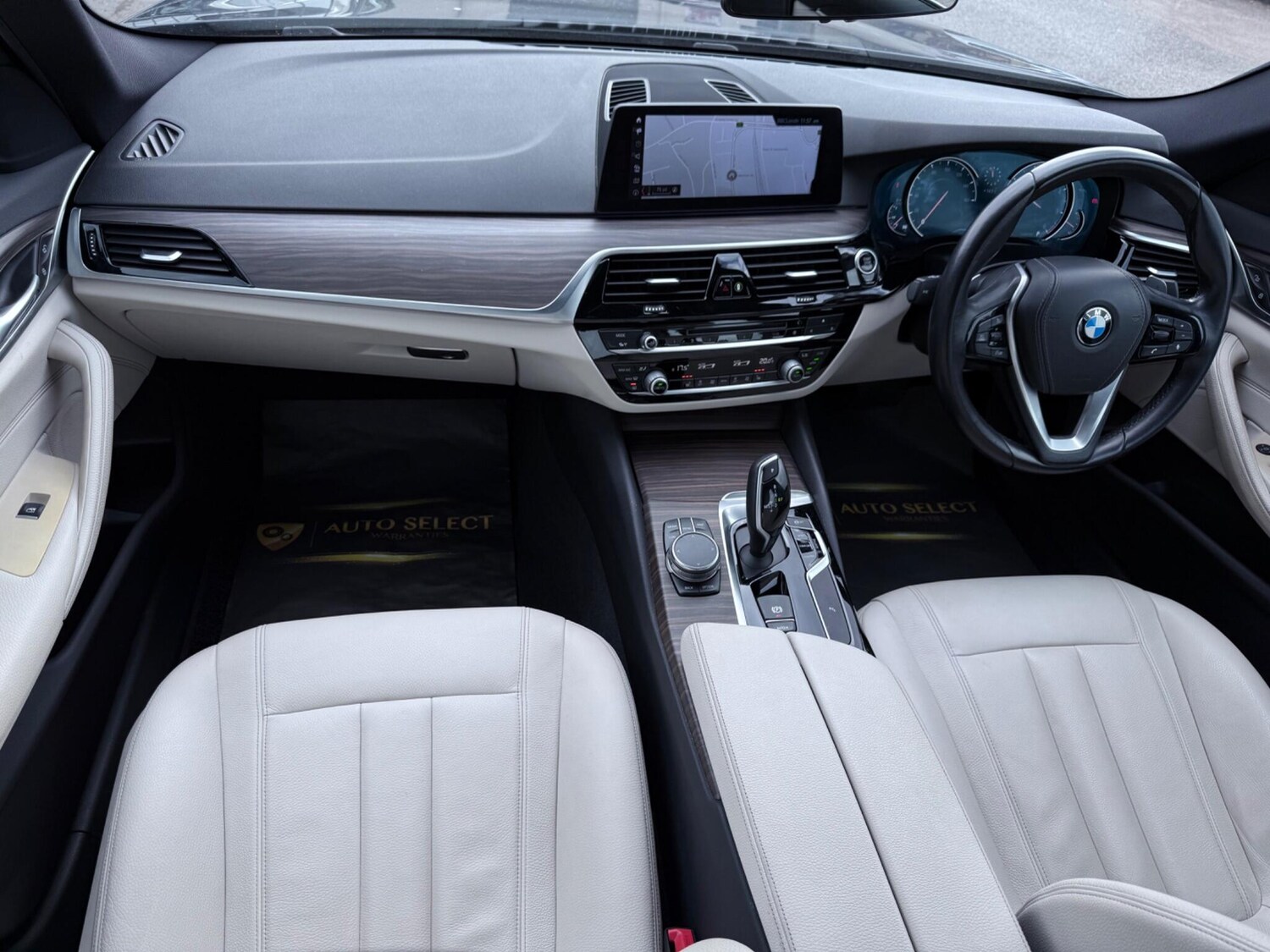 Used BMW 5 Series 2017 for sale - 75977187: Photo 17