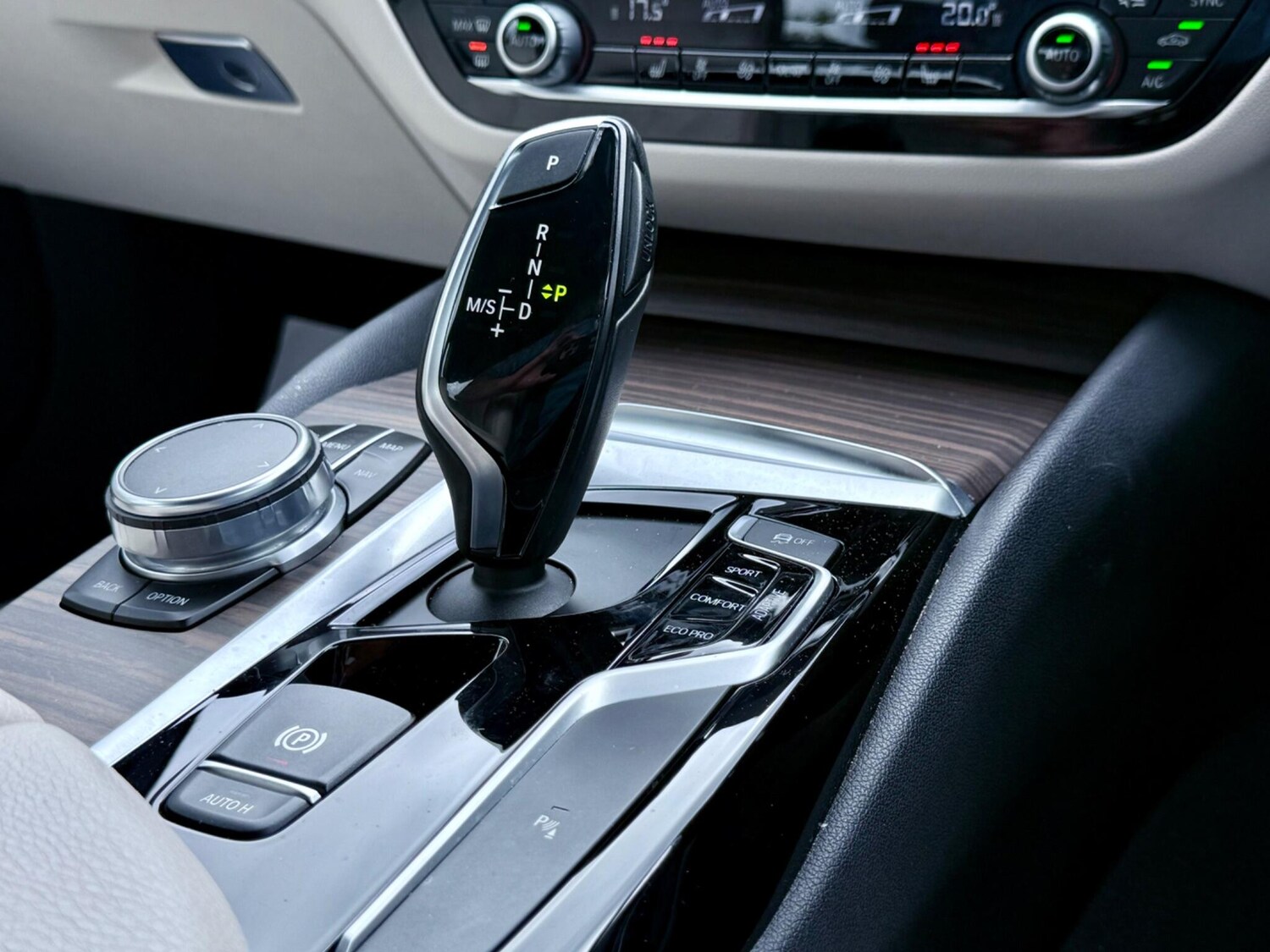 Used BMW 5 Series 2017 for sale - 75977187: Photo 26