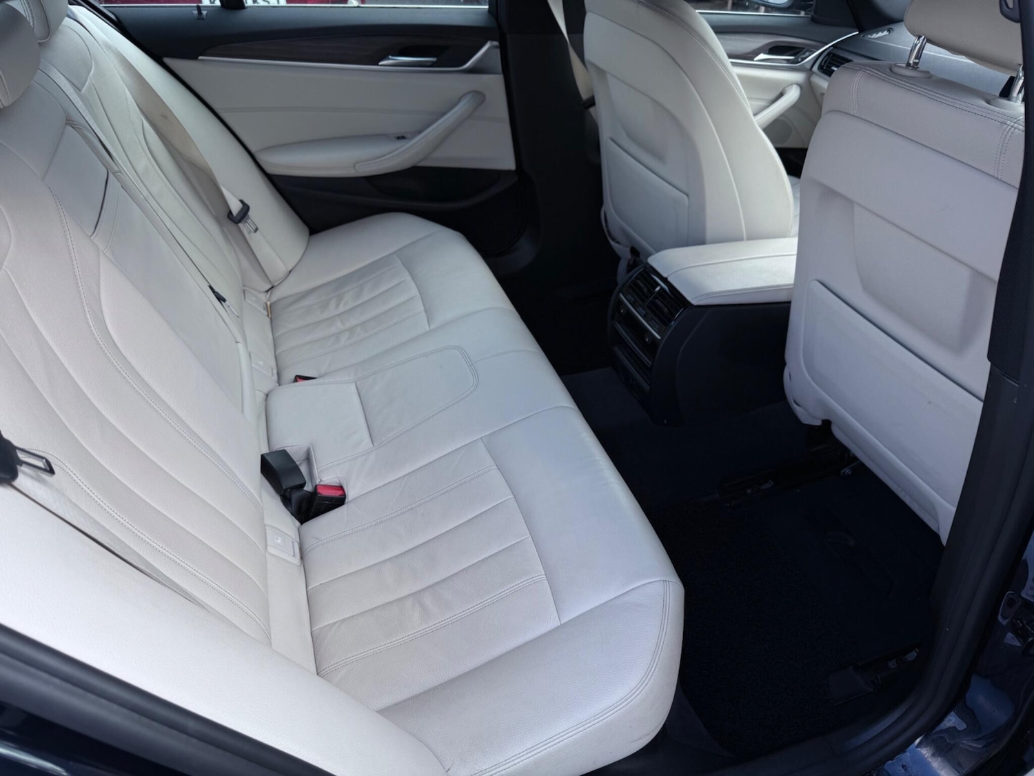 Used BMW 5 Series 2017 for sale - 75977187: Photo 32