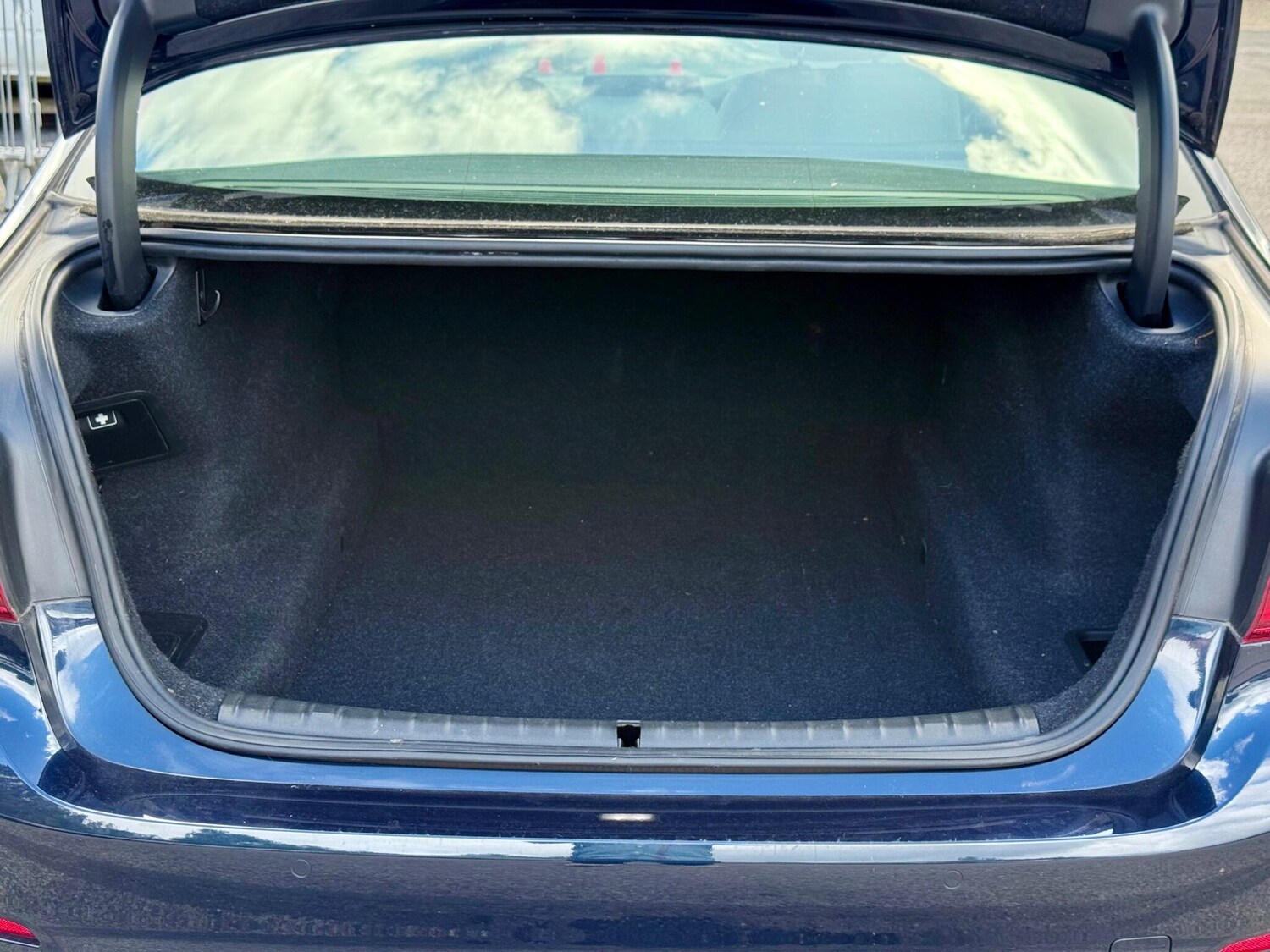 Used BMW 5 Series 2017 for sale - 75977187: Photo 37