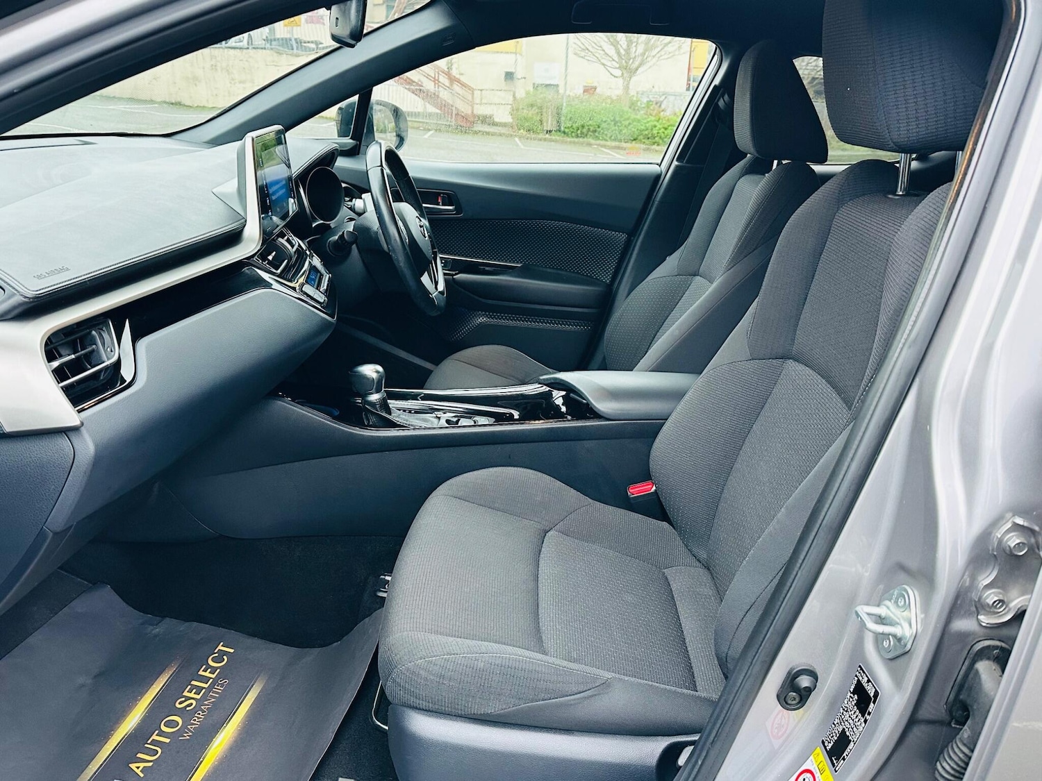 Used Toyota C-HR 2019 for sale - 77074242: Photo 13