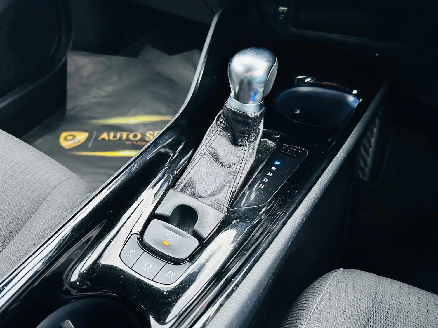 Used Toyota C-HR 2019 for sale - 77074242: Photo 15