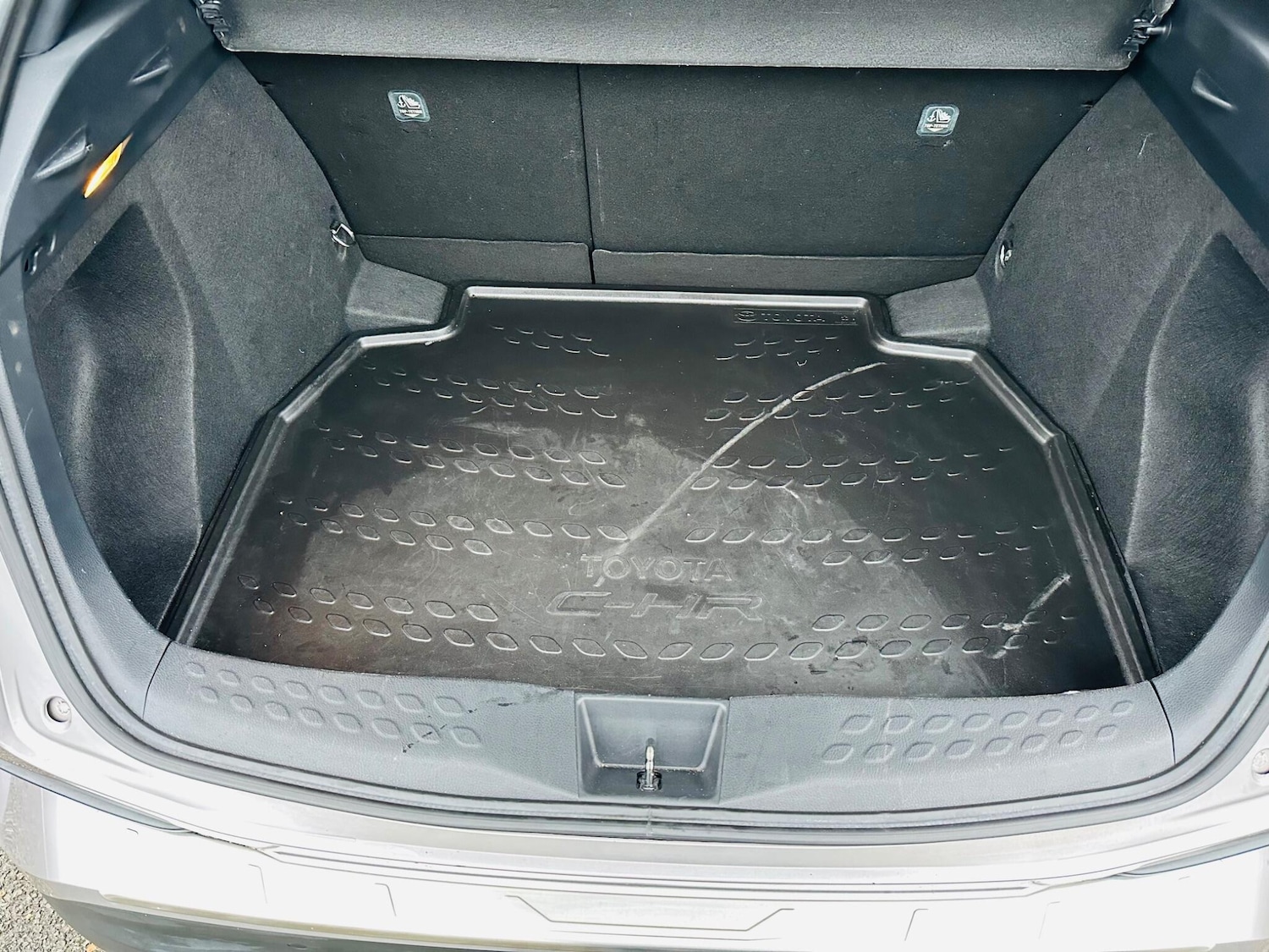 Used Toyota C-HR 2019 for sale - 77074242: Photo 32