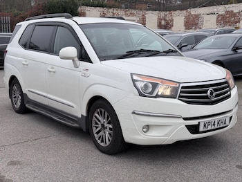 Used Ssangyong Turismo 2014 for sale - 78205174: Photo