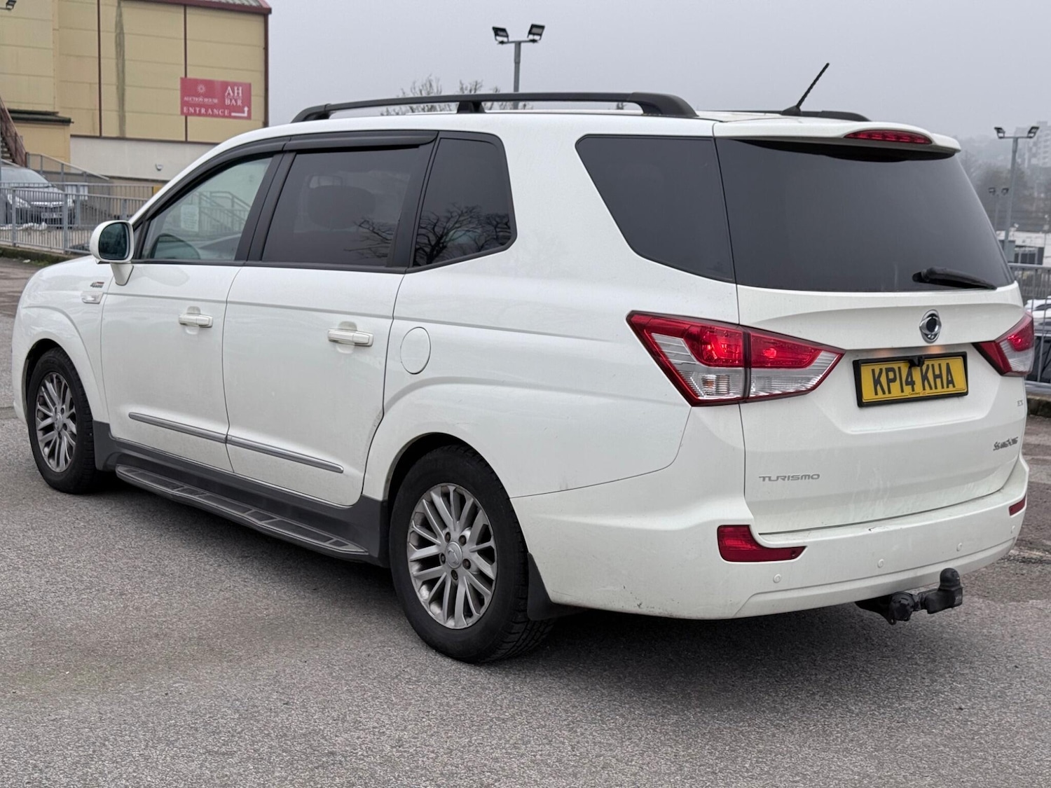 Used Ssangyong Turismo 2014 for sale - 78205174: Photo 3
