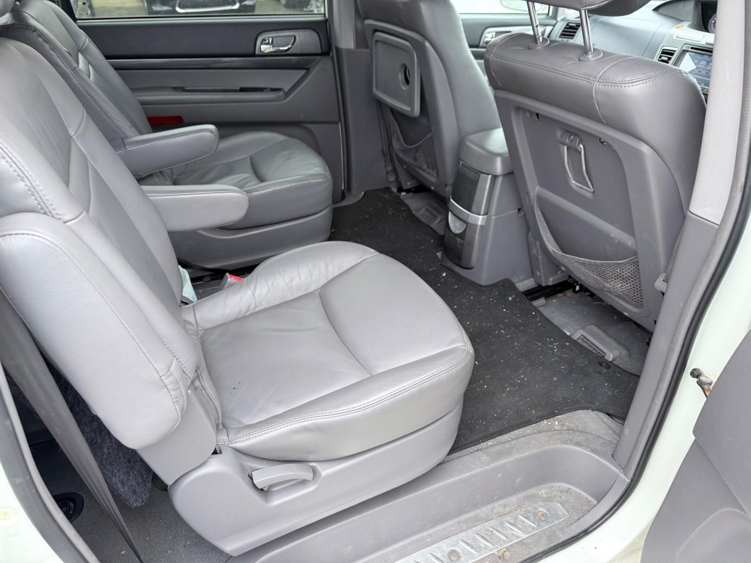 Used Ssangyong Turismo 2014 for sale - 78205174: Photo 8