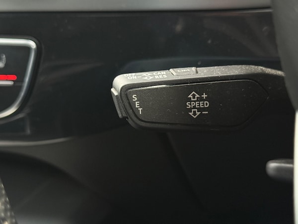 Used Audi Q7 2016 for sale - 76327131: Photo 32