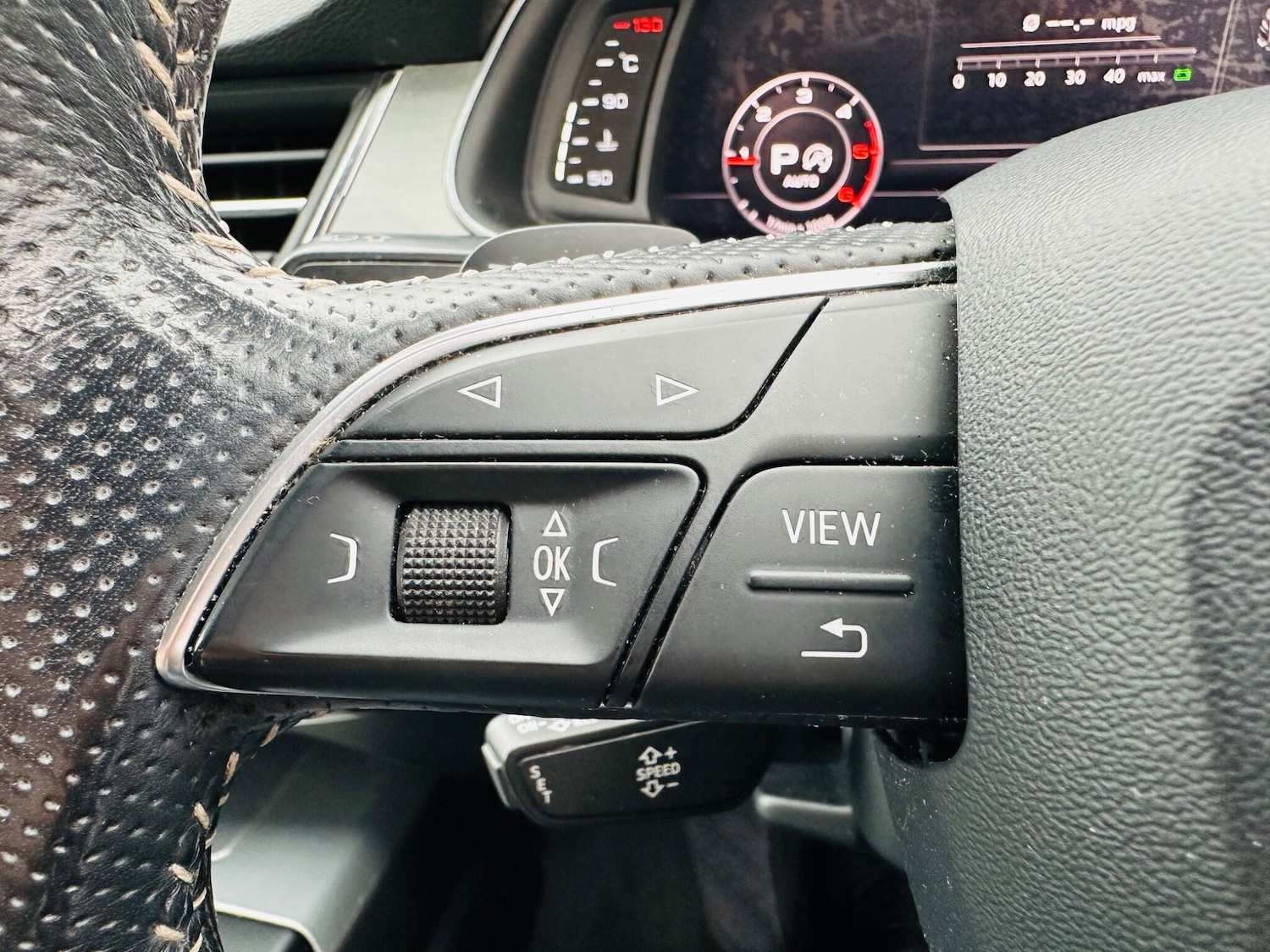 Used Audi Q7 2016 for sale - 76377678: Photo 25