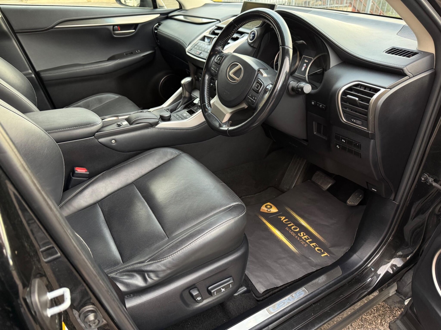 Used Lexus NX for sale - 76701533: Photo 13