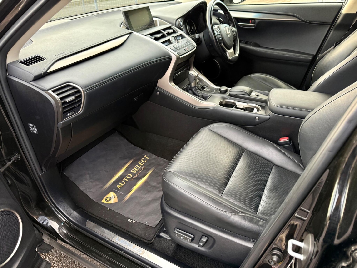 Used Lexus NX for sale - 76701533: Photo 14