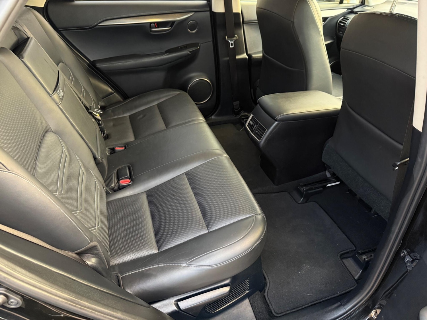 Used Lexus NX for sale - 76701533: Photo 28