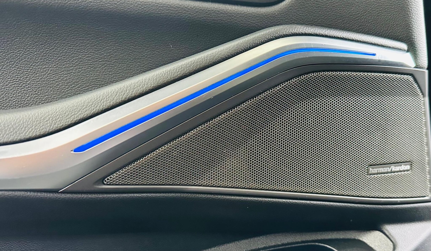 Used BMW 3 Series 2019 for sale - 76337480: Photo 35