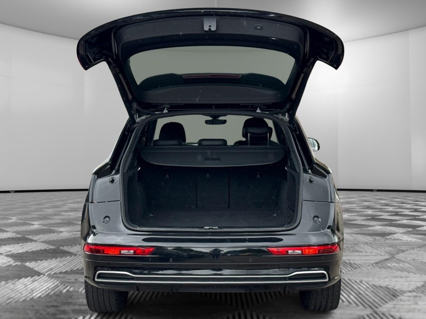 Used Audi Q5 2018 for sale - 76743285: Photo 11