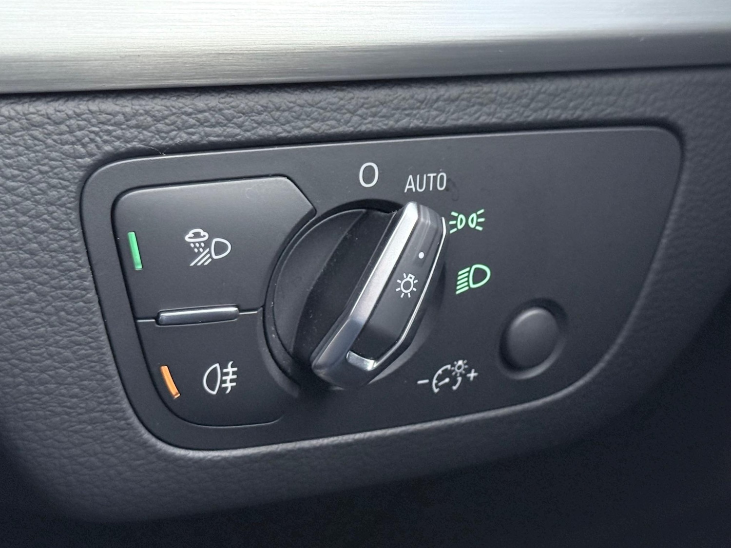 Used Audi Q5 2018 for sale - 76743285: Photo 34