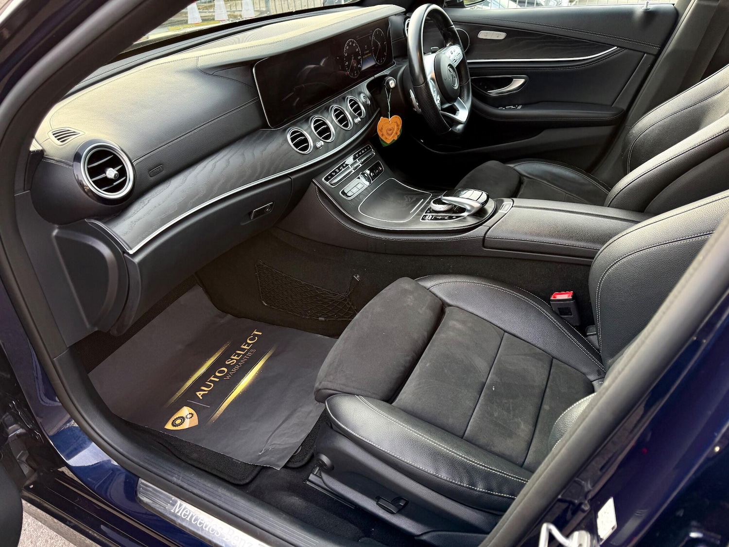 Used Mercedes-Benz E Class for sale - 77216348: Photo 13