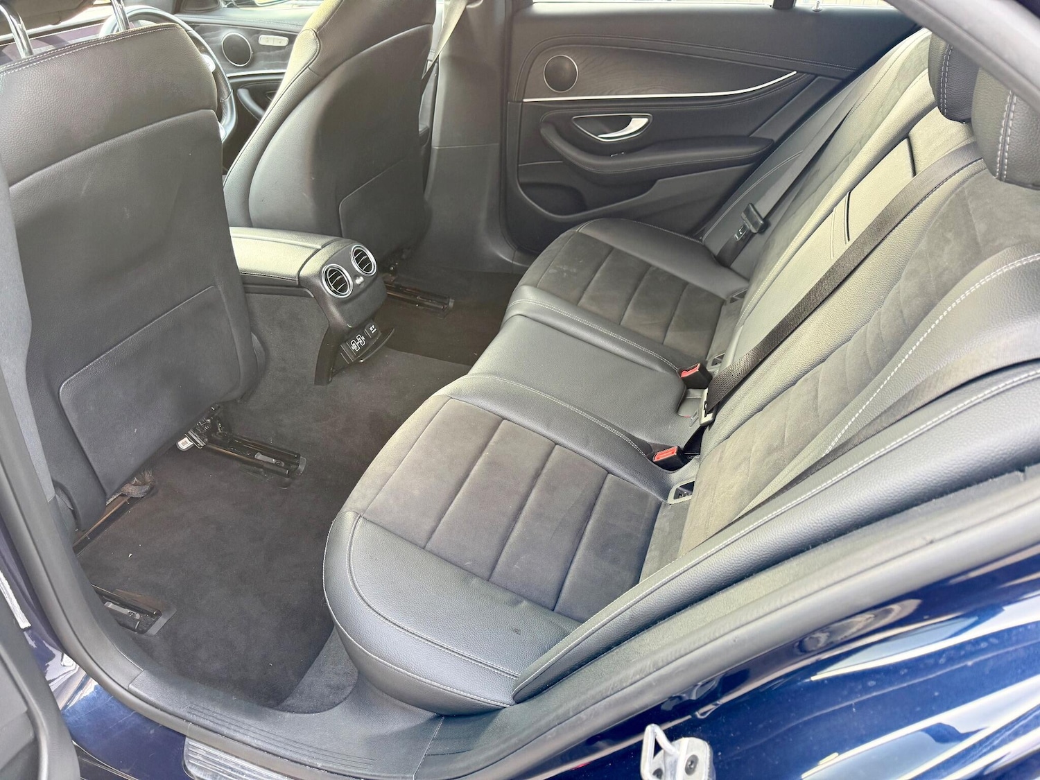 Used Mercedes-Benz E Class for sale - 77216348: Photo 29