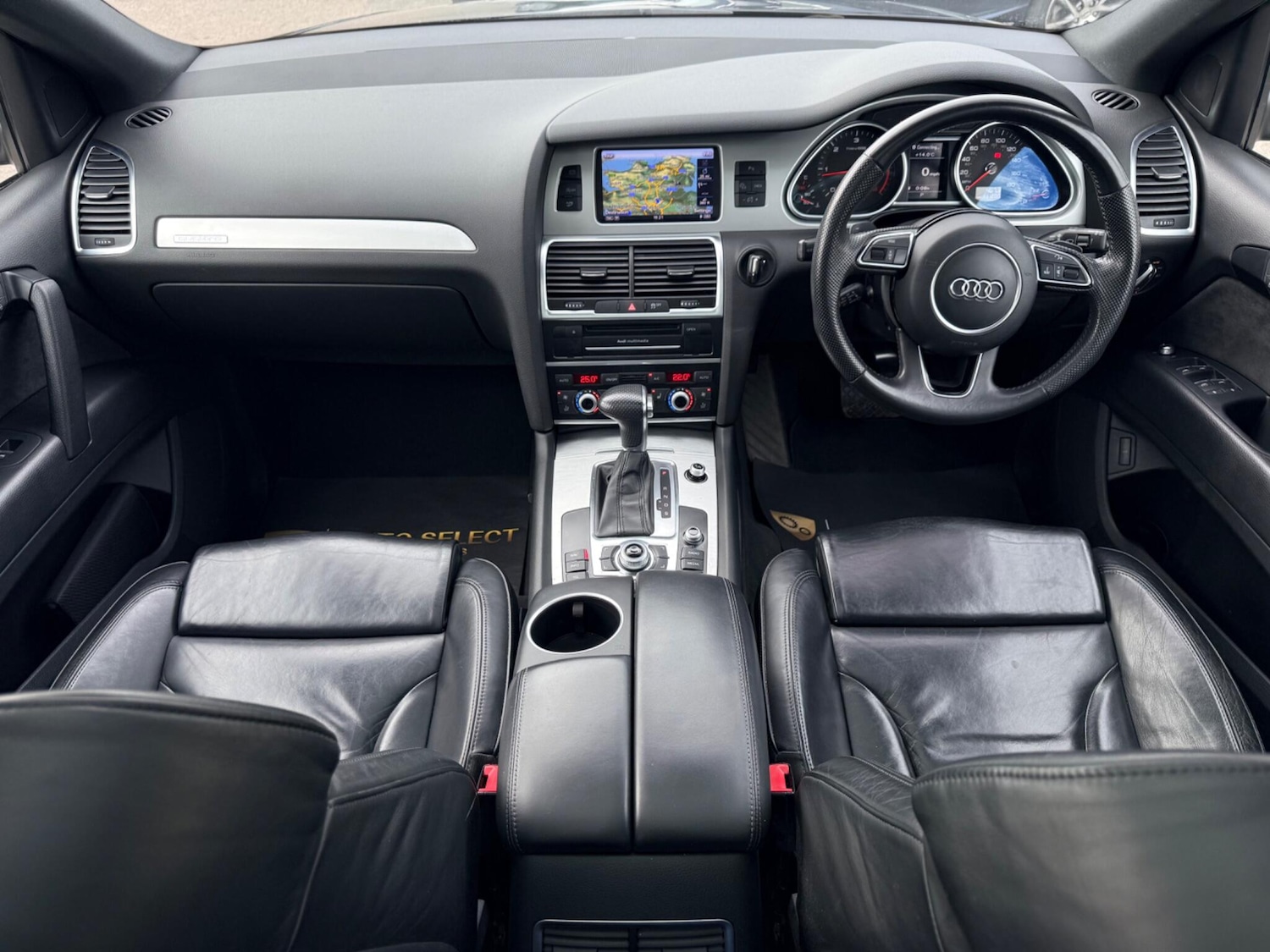 Used Audi Q7 2013 for sale - 78156754: Photo 11