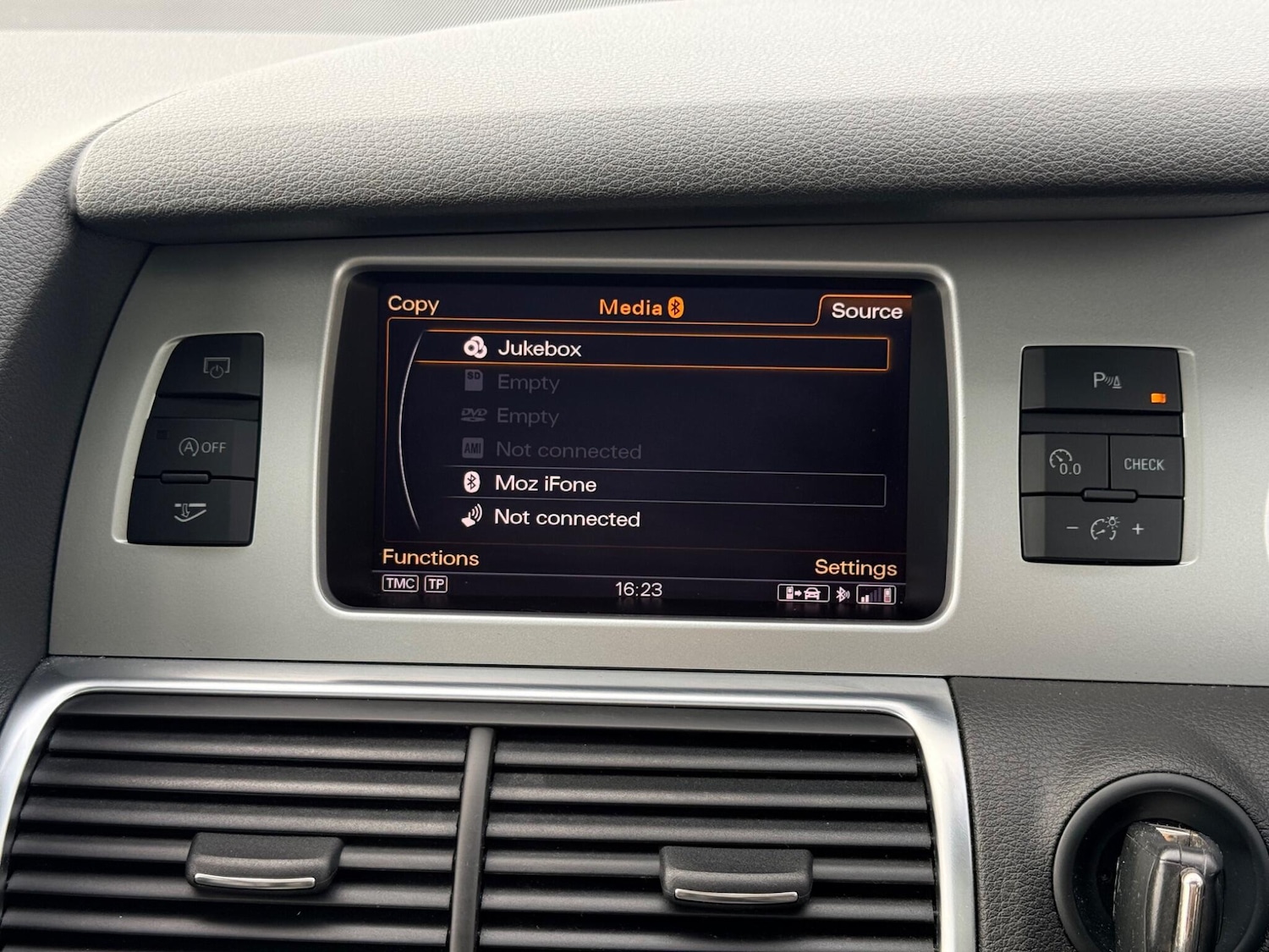 Used Audi Q7 2013 for sale - 78156754: Photo 22