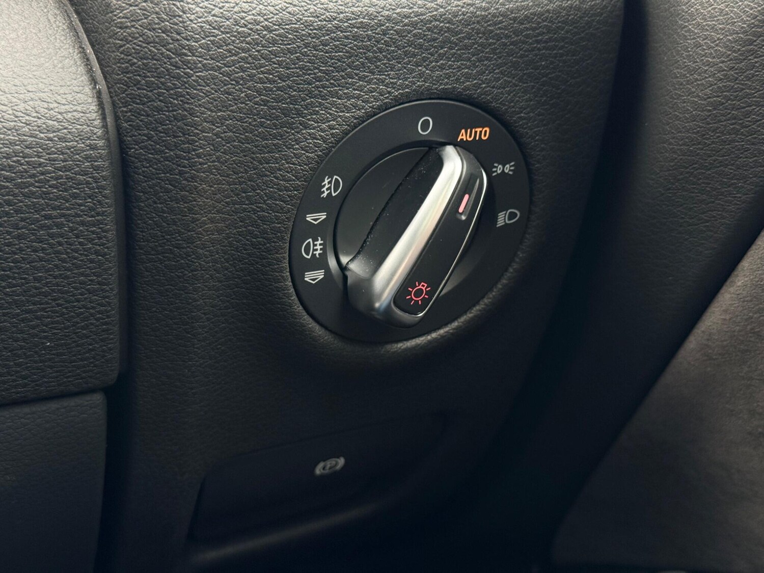 Used Audi Q7 2013 for sale - 78156754: Photo 26