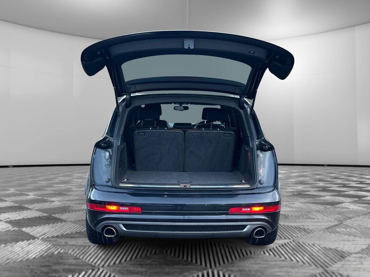 Used Audi Q7 for sale - 77215992: Photo 10