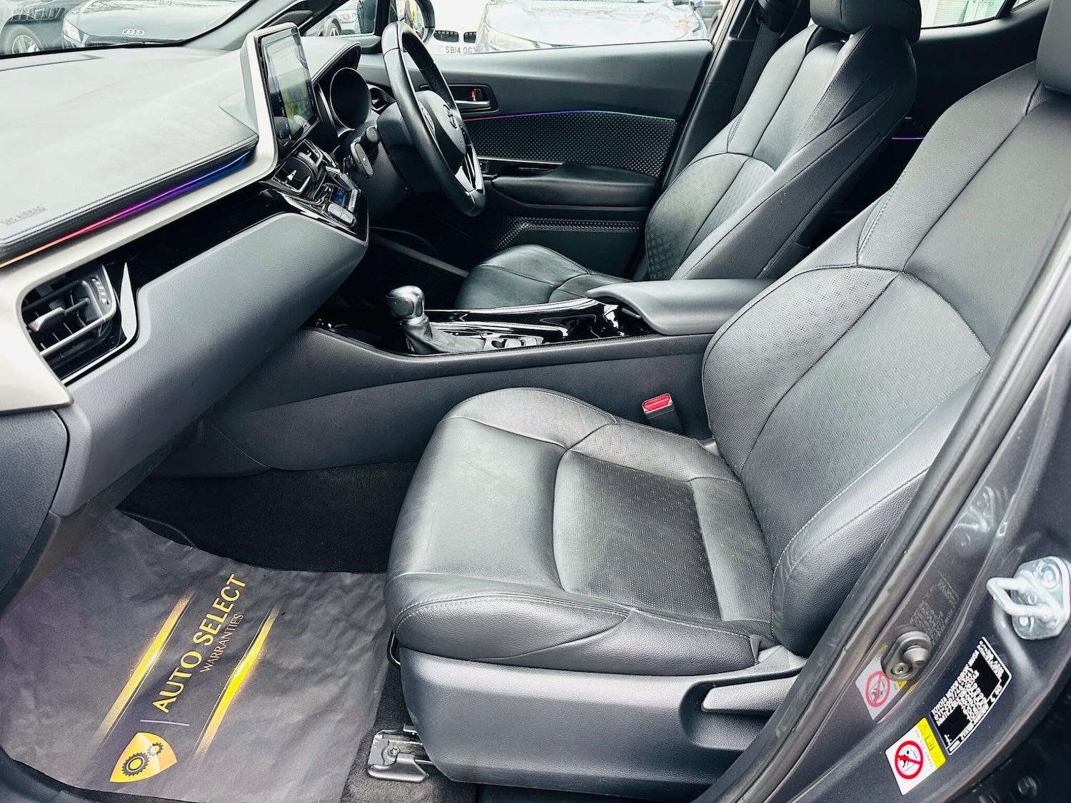 Used Toyota C-HR 2019 for sale - 76573644: Photo 16