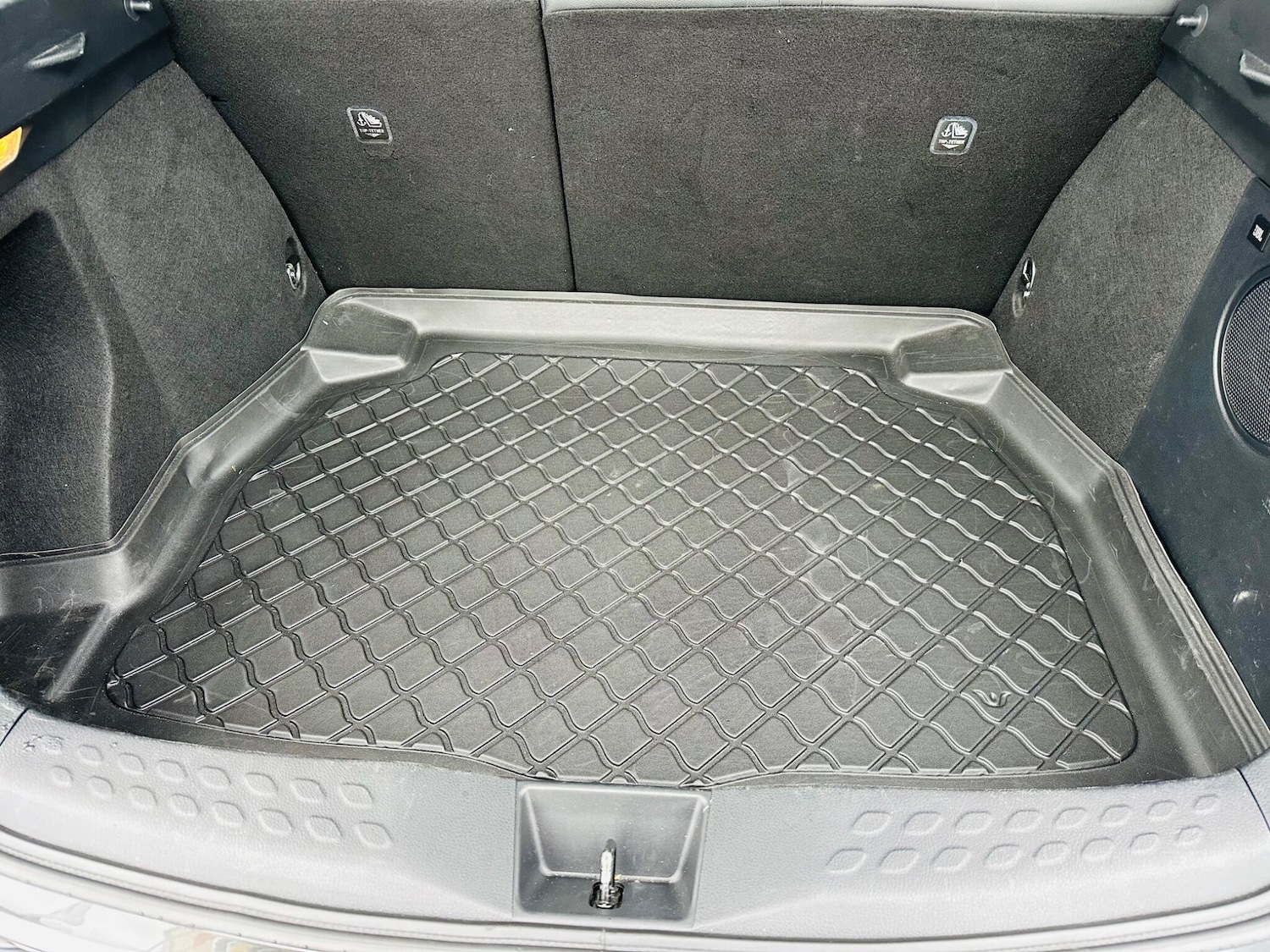 Used Toyota C-HR 2019 for sale - 76573644: Photo 36