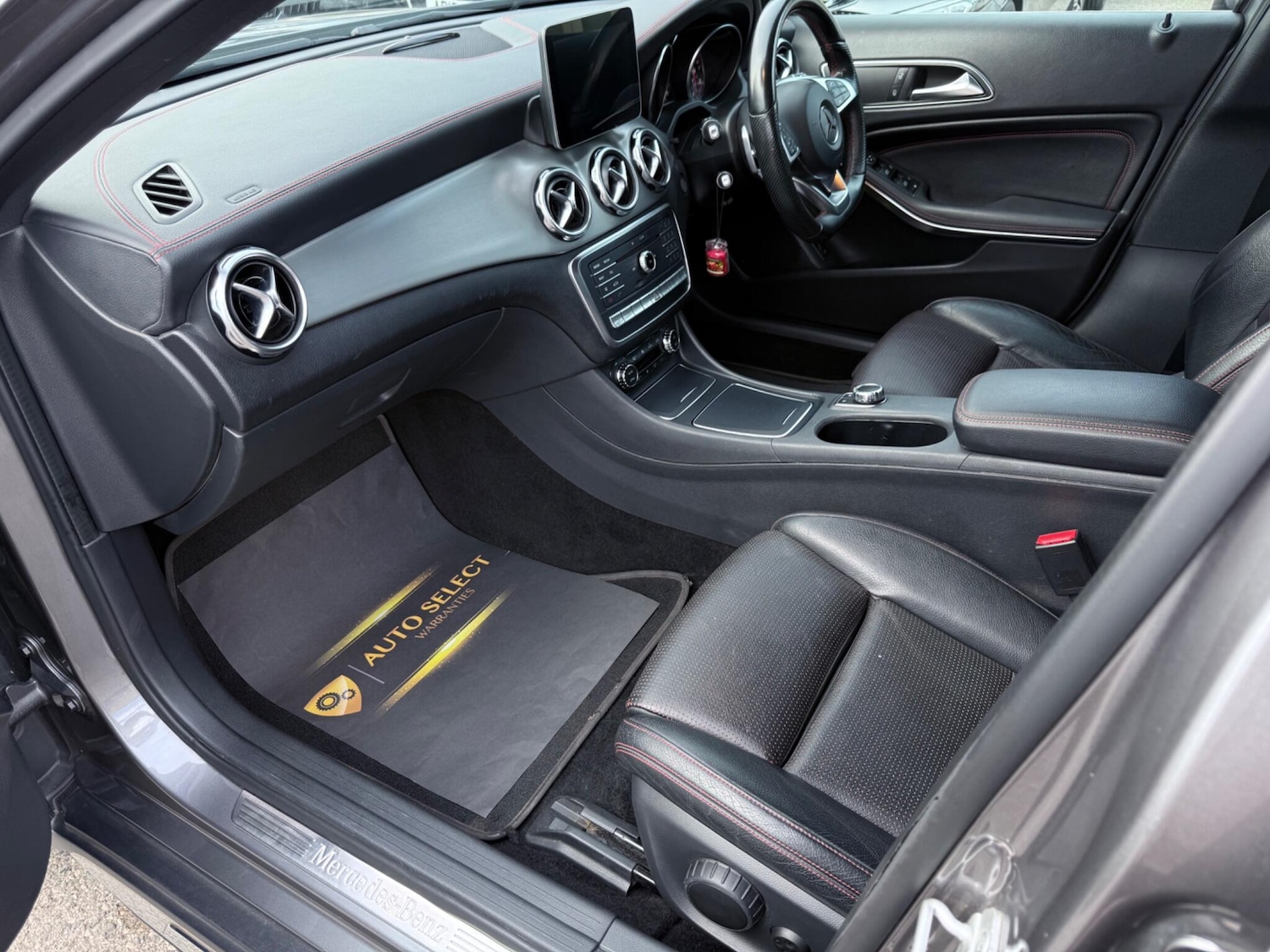 Used Mercedes-Benz GLA for sale - 76989258: Photo 14