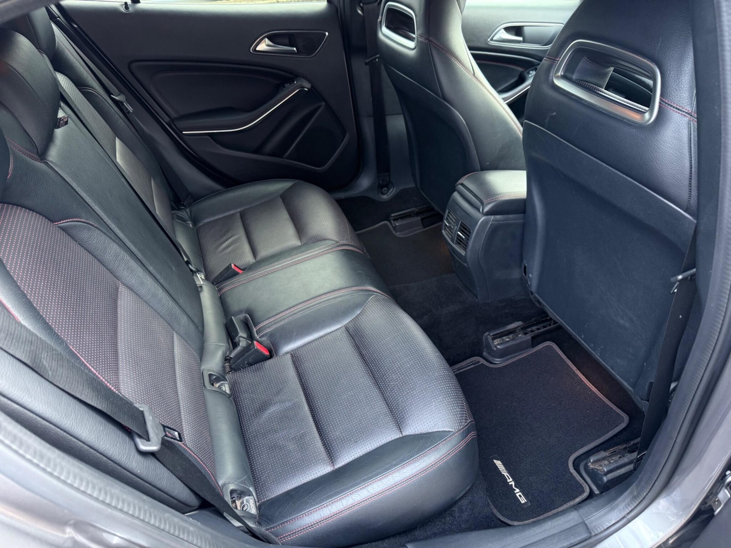 Used Mercedes-Benz GLA for sale - 76989258: Photo 32