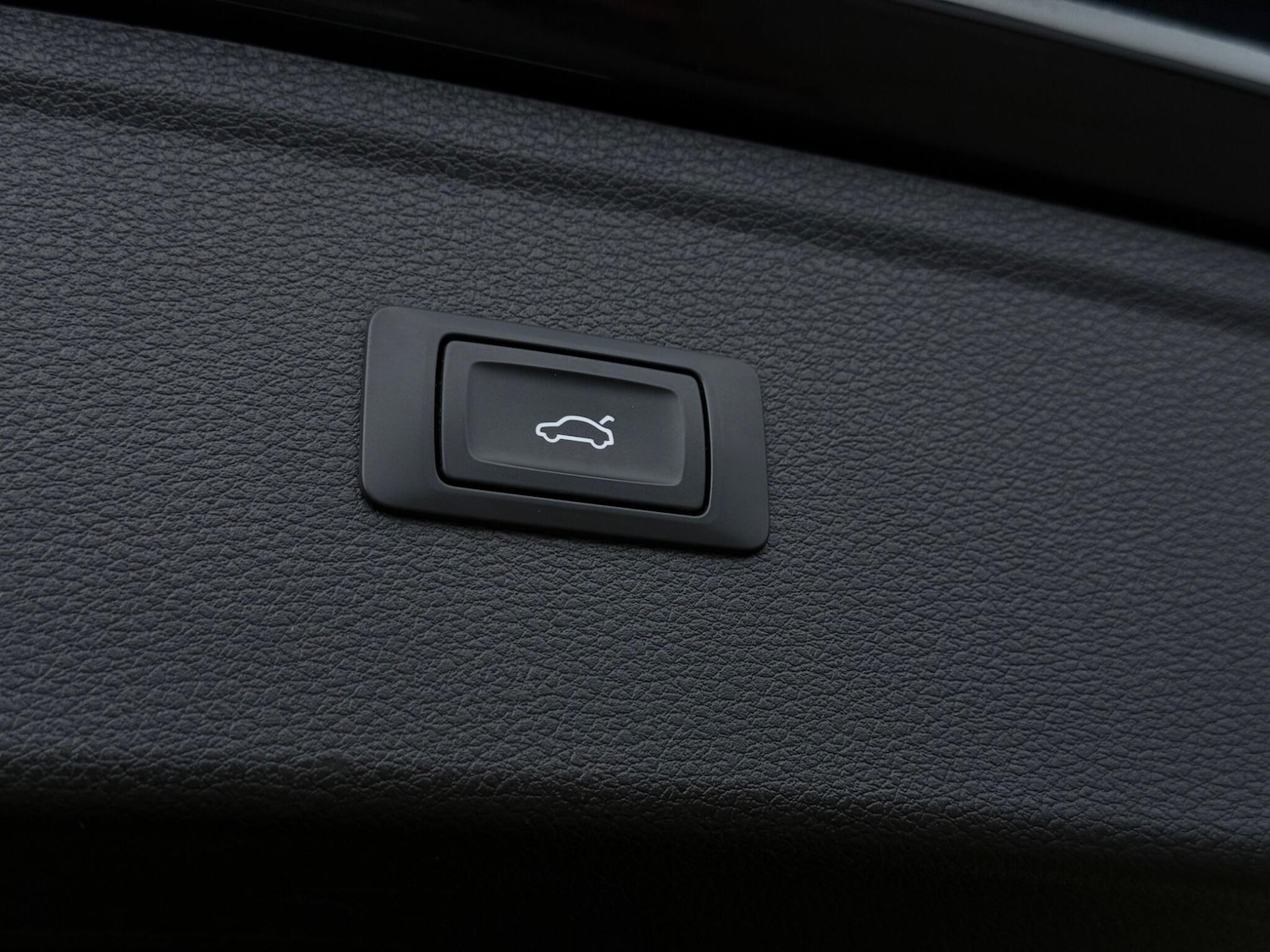 Used Audi Q5 2018 for sale - 75884258: Photo 33